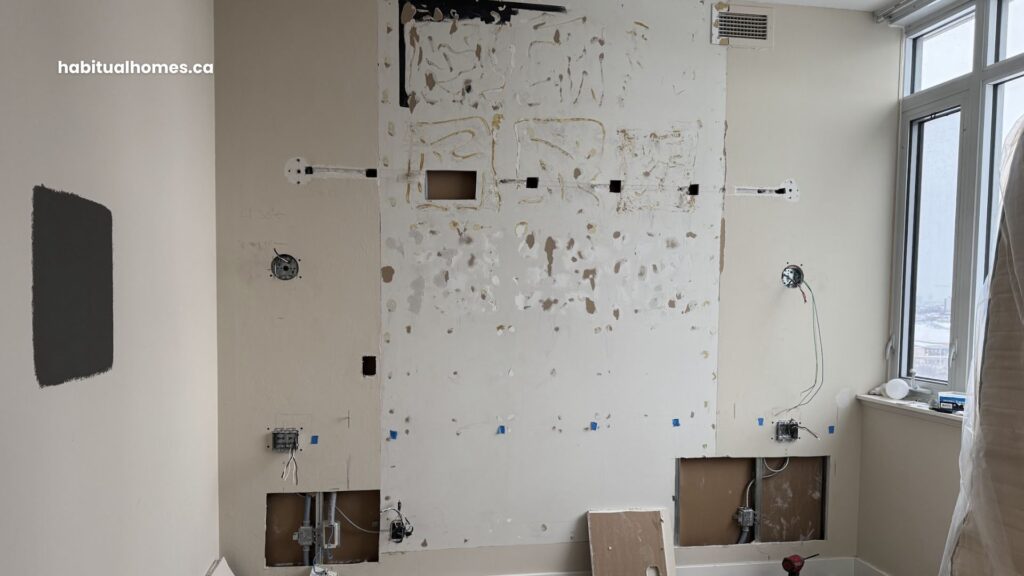 bedroom feature wall before