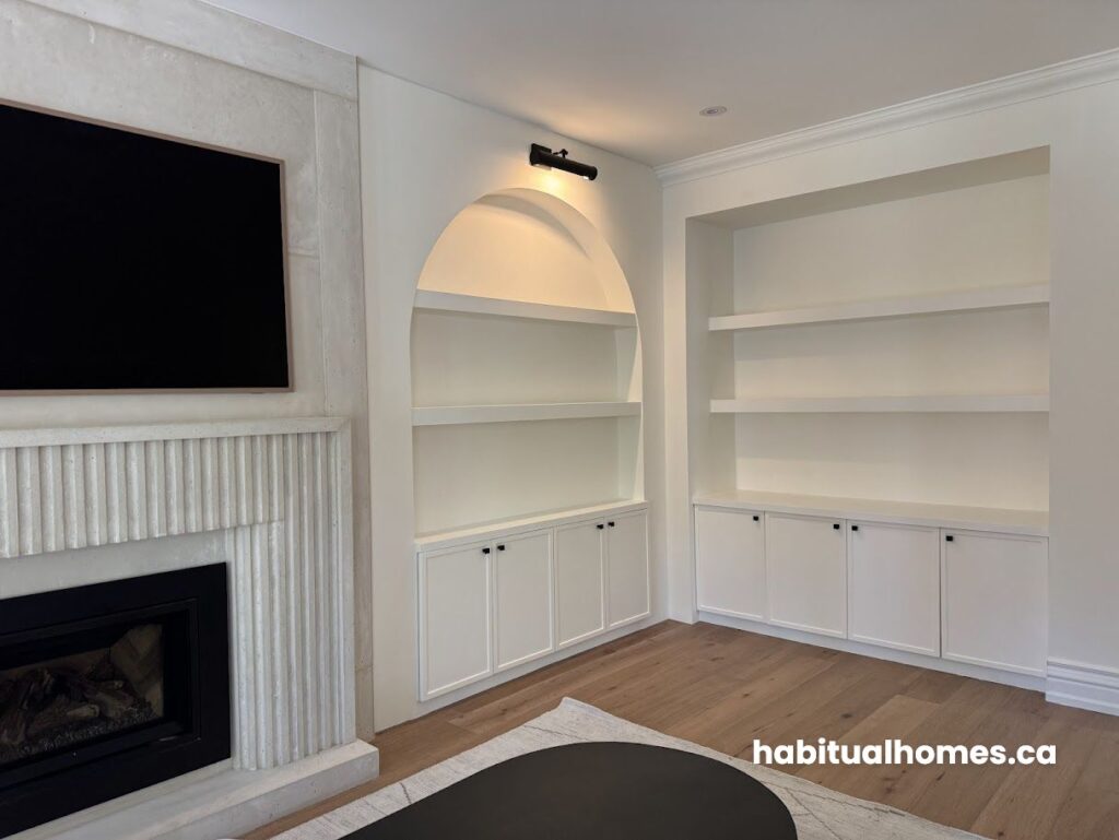 habitual-homes-built-in-cabinets-arched-niche-detail